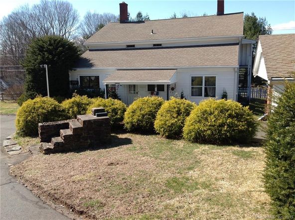 333 Scott Swamp Rd, Farmington, CT 06032